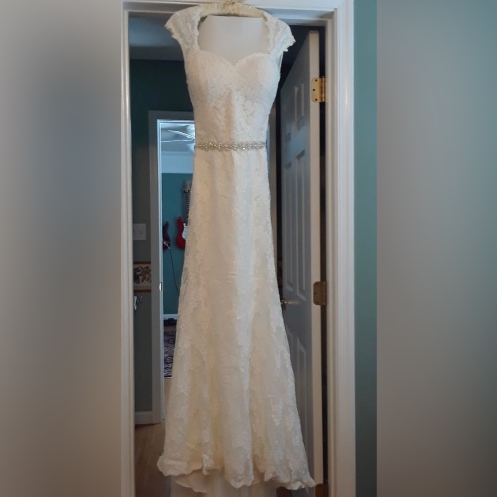 Bridal Wedding Dress Wtoo Lace Vintage Inspired sz 4